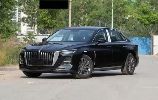 Seitenansicht der neuen Luxuslimousine